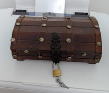 Vintage wooden ggoth - vintage,
