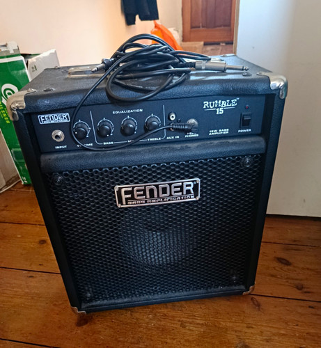 Fender rumble 15w bass - 15,