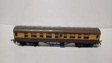 Brown and Cream OO Gauge