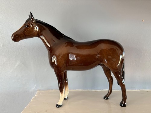 Beswick bay brown - beswick, small