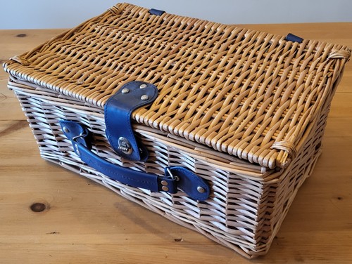 Wicker picnic person hamper - picnic,