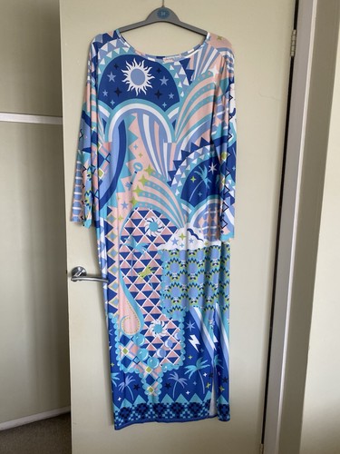 Never fully dressed size - never,