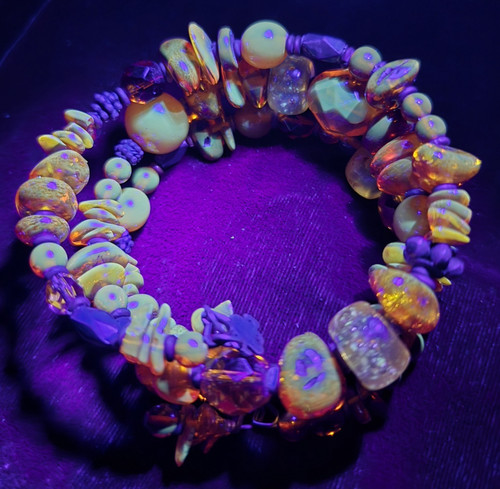 Vtg amber wrap bracelet - amber,