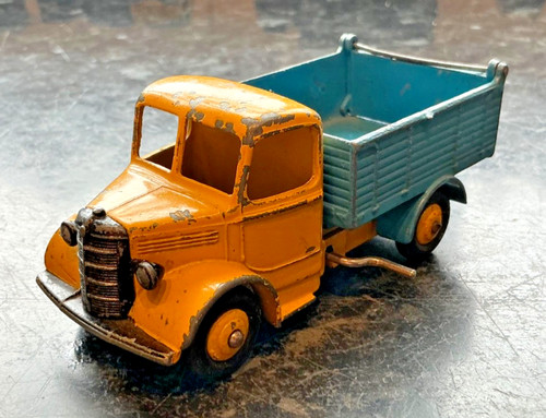 Dinky toys 25m bedford - bedford, end