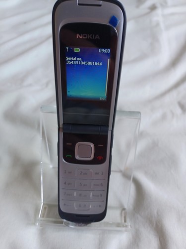 Nokia 2720 flip - nokia, flip,black,grade