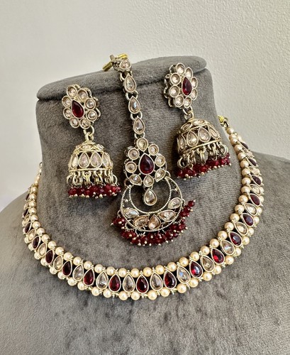 Imitation maroon jewellery set - jewellery,