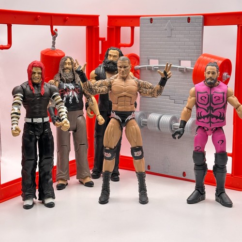 Wwe wrestling figures bundle - wrestling,