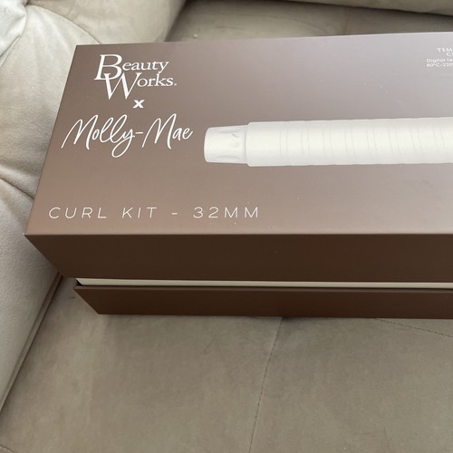 Molly mae beauty works - molly,