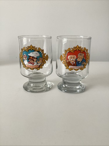 The muppets pedestal - muppets,