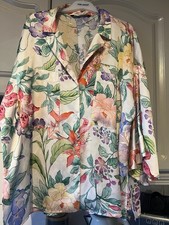 Woman’s Zara Xl