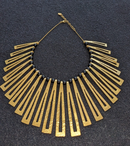 Stunning metal plate collar - stunning,