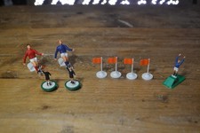 SUBBUTEO Corner takers