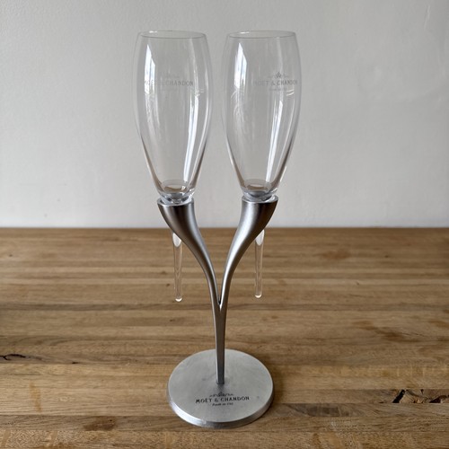 Moet chandon champagne - &, 2