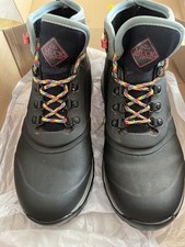 Muck Boots Apex Wellingtons Black  4mm Neoprene Bootie for Comfort and Performa