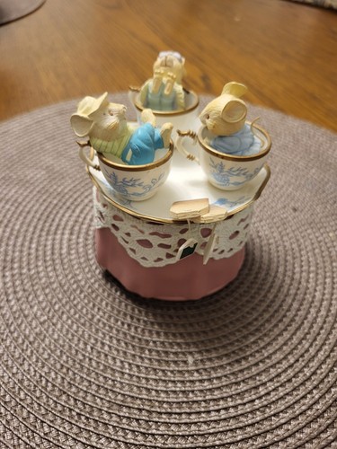 Enesco wind action musical - up,