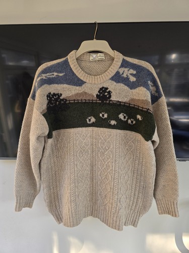 Vintage woolly jumpers - woolly, pure