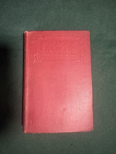 Vintage book party - party, games
