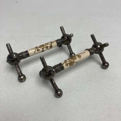 Antique pair of - (refjoh48),