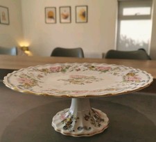 Lovely Crown Staffordshire Chelsea Manor Fine Bone China Cake Stand