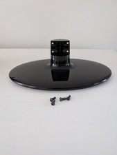 TV STAND FOR 18.5” LOGIK TV, PLUS FITTING SCREWS MODEL L19DVB20(A)