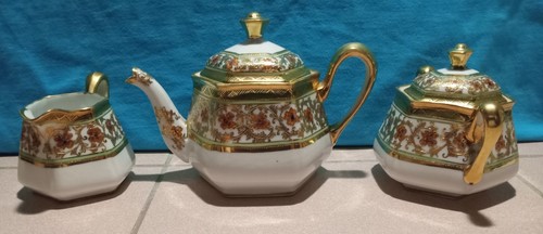 Antique nippon royal crockery - royal,