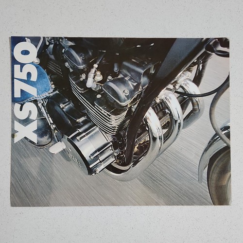 Yamaha xs750 motorbike - yamaha,