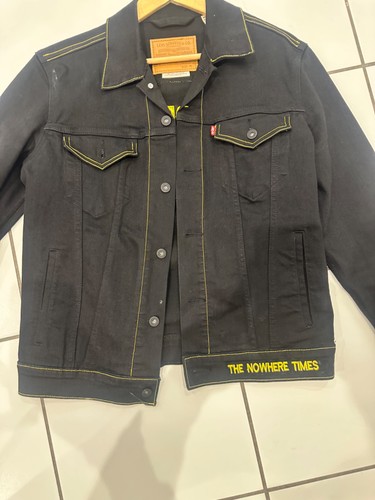 Levi trucker black very rare - trucker,