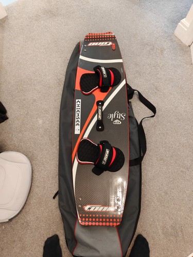 Kitesurfing kiteboarding