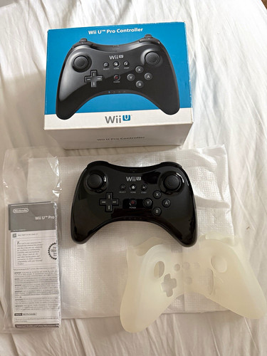 Nintendo wii pro controller - nintendo,
