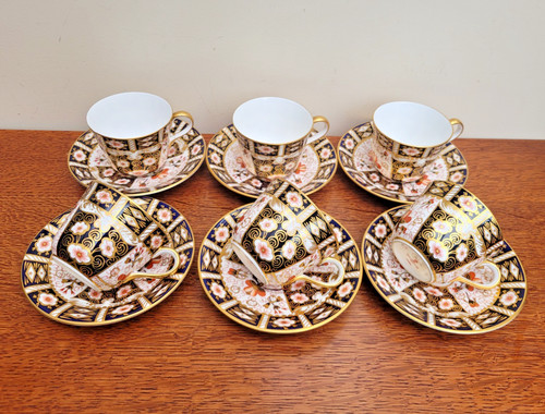 Vintage royal crown derby - royal,