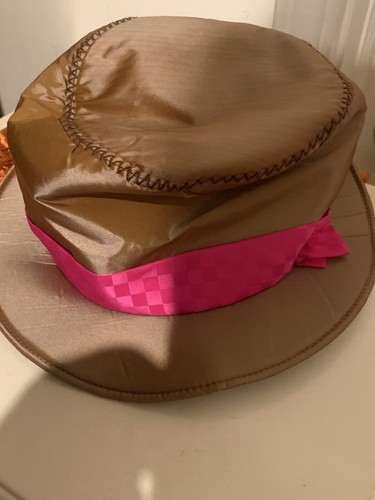 Nwt disney store mad hatter - nwt,