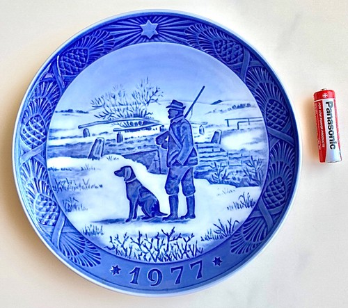 Royal copenhagen 1977 - royal,