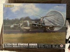 GWH 1/144-L1004 VICTOR B2 RAF
