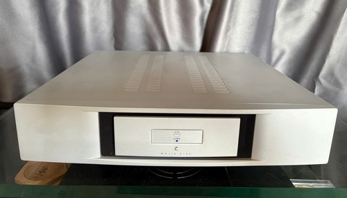 Linn majik 3100 - 3100, power