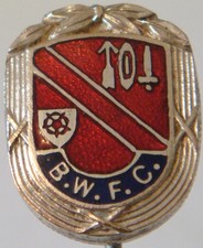 BOLTON WANDERERS FC Rare vintage club crest type badge Stick pin 14mm x 18mm