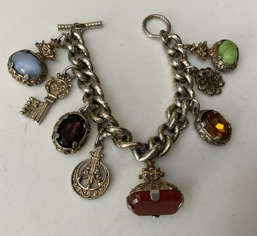 Vintage victorian revival - vintage,