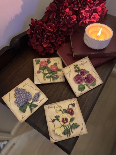 Hand painted small - 3d, resin
