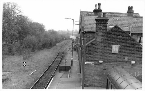 1995 beccles train station - train,
