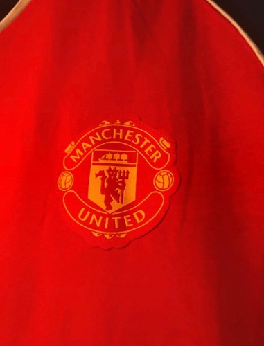 Retro manchester united shirt - retro,