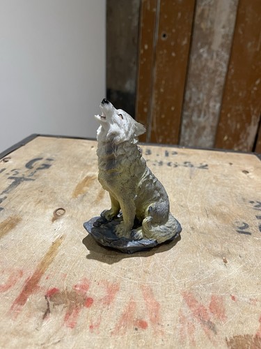 Puckator wolf howling resin - wolf,