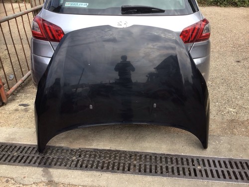 Ford fiesta mk7 bonnet - ford,