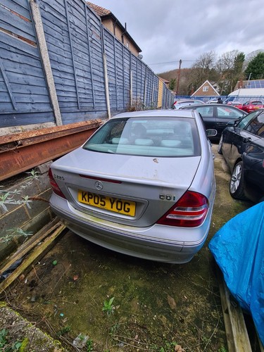 Breaking mercedes c220 - breaking,