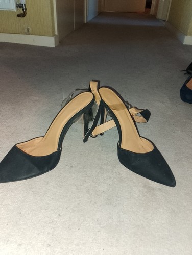 Women quped high - heel, shoes