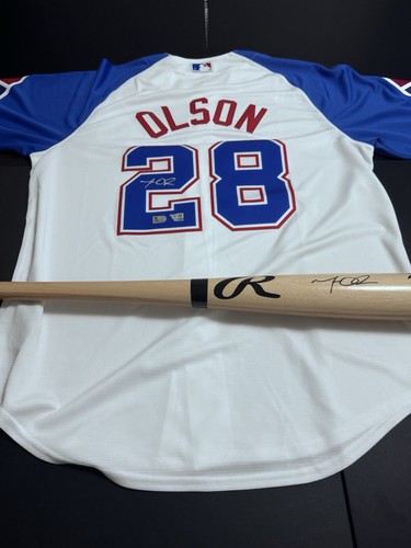 Underwrap autograph matt olson - matt,