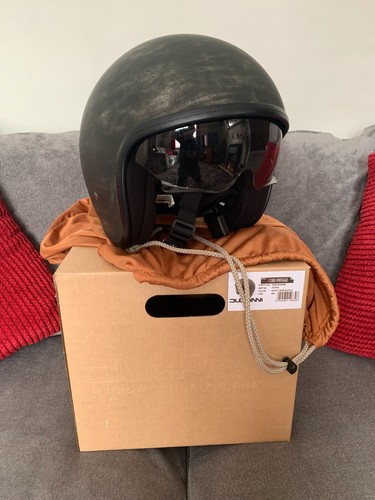 Duchinni motorcycle helmet