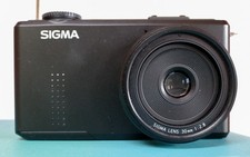 Sigma DP2 Merrill Digital Camera with Sigma VF-21 Viewfinder