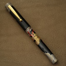 Pilot (Namiki) Dragon Maki-e Zodiac Fountain Pen - medium nib - Makie Urushi
