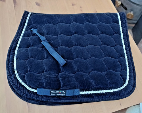 Hkm navy velvet saddle - navy,