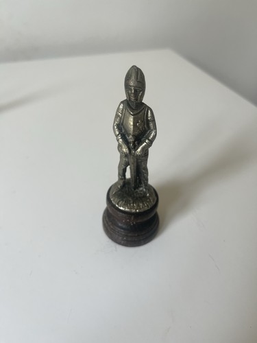 Vintage minature pewter knight - vintage,