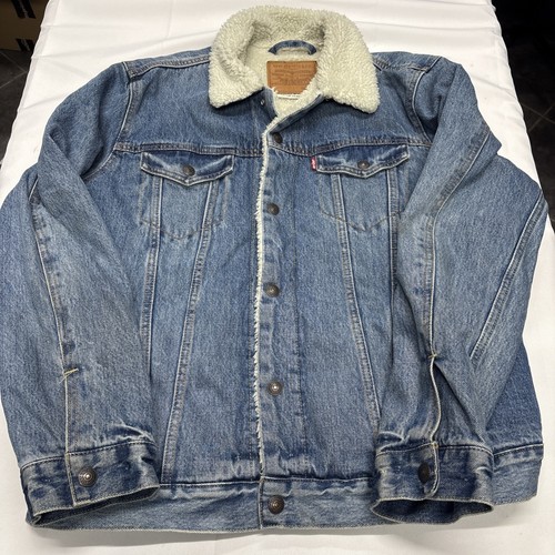 Levis denim jacket - denim, large
